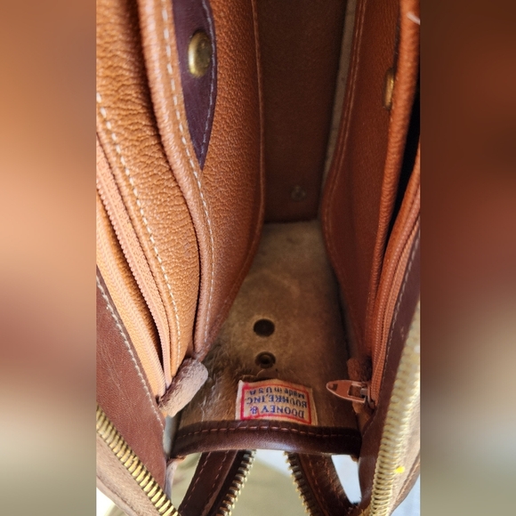 Splatter a garden of beauty upon your favorite Patricia Nash™ Straw Viotti Tote. - Picture 11 of 11